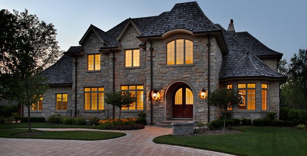 image-987944-luxury-stone-home-at-dusk-8f14e.w640.jpg